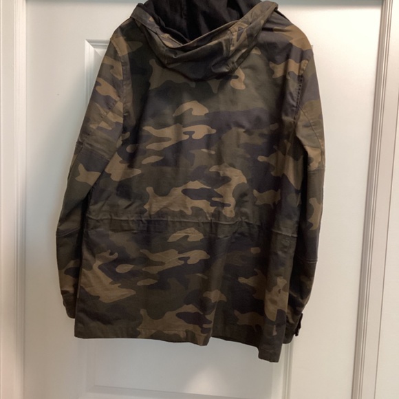 Banana Republic Mens Coat - Camo - Size Medium - Picture 2 of 2